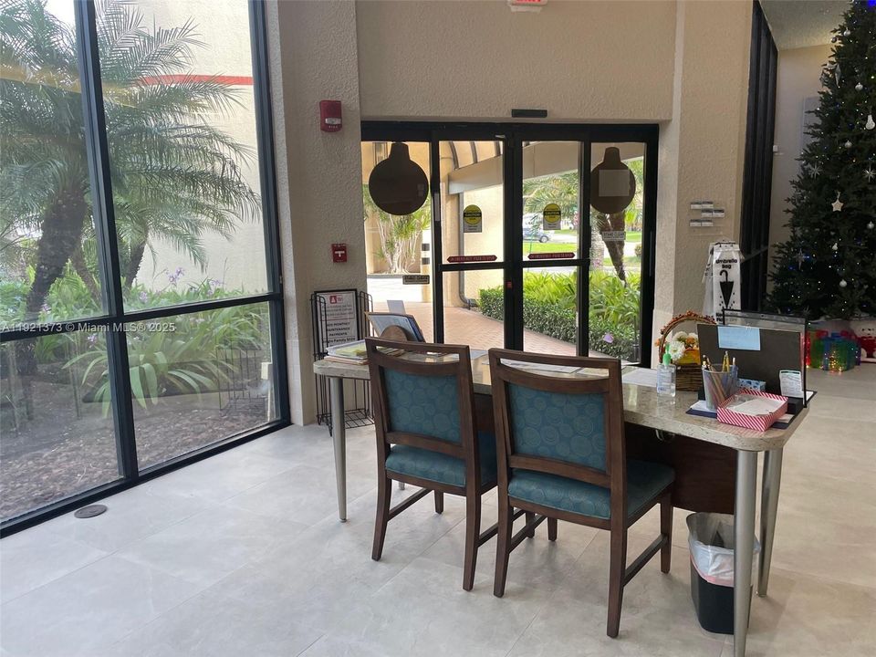 CLUBHOUSE LOBBY ENTRANCE