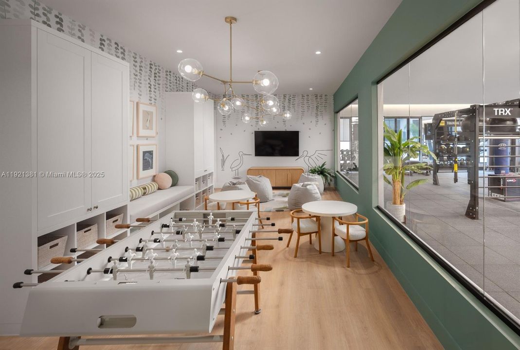 For Rent: $2,526 (1 beds, 1 baths, 801 Square Feet)