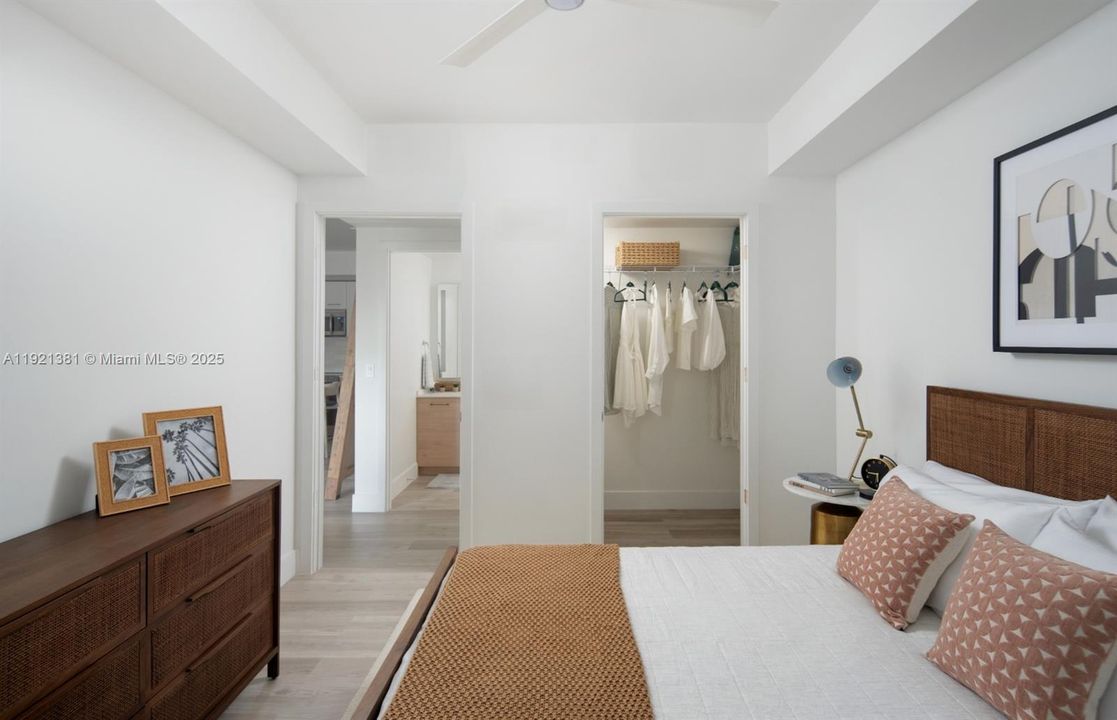 For Rent: $2,526 (1 beds, 1 baths, 801 Square Feet)