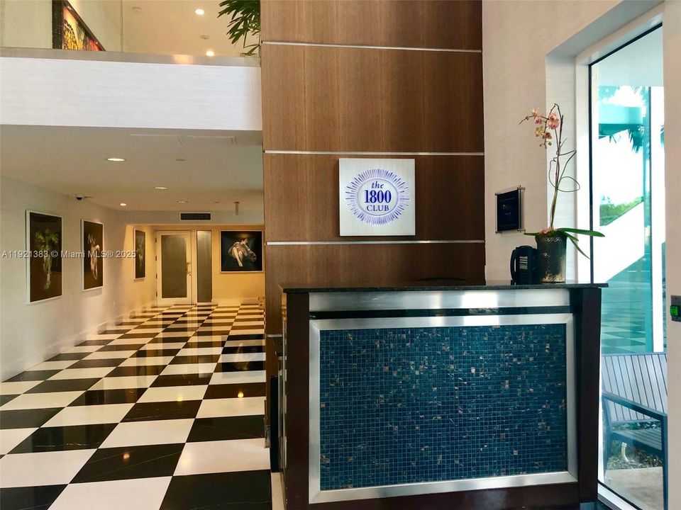 For Rent: $3,900 (2 beds, 2 baths, 1144 Square Feet)