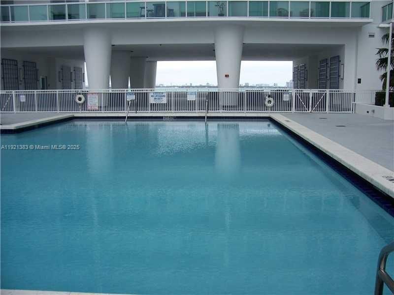 For Rent: $3,900 (2 beds, 2 baths, 1144 Square Feet)