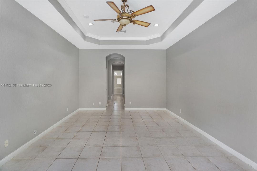 En Renta: $6,900 (4 camas, 3 baños, 3248 Pies cuadrados)