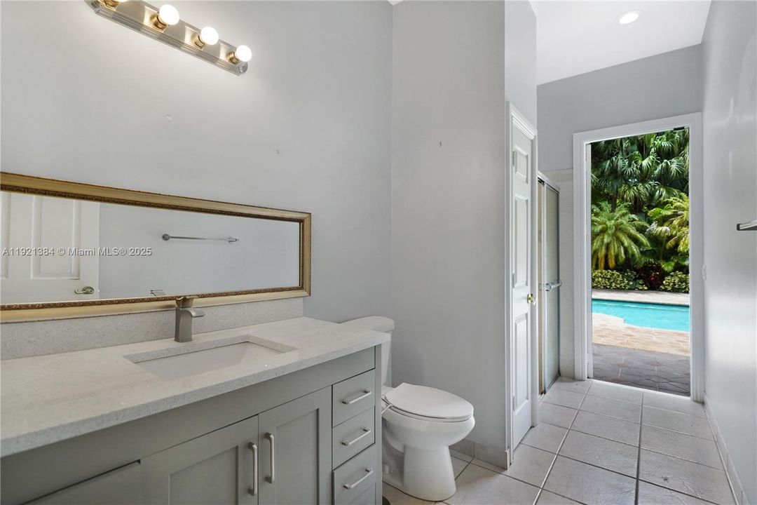 En Renta: $6,900 (4 camas, 3 baños, 3248 Pies cuadrados)