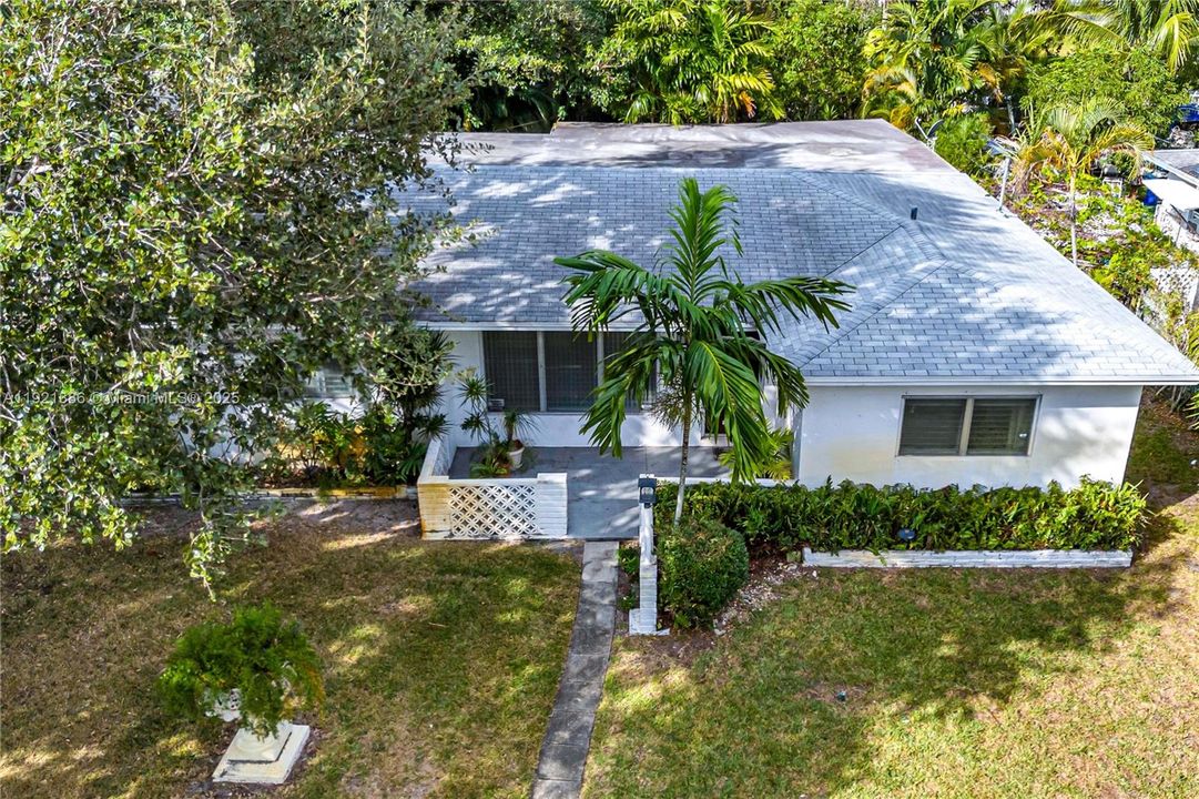 En Venta: $495,000 (3 camas, 2 baños, 1861 Pies cuadrados)