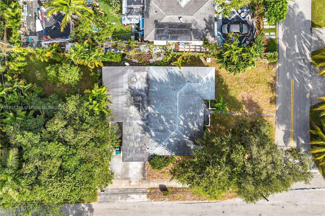 En Venta: $495,000 (3 camas, 2 baños, 1861 Pies cuadrados)