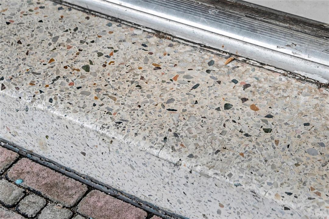 En Venta: $495,000 (3 camas, 2 baños, 1861 Pies cuadrados)