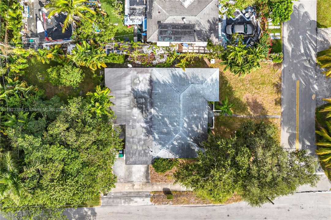 En Venta: $495,000 (3 camas, 2 baños, 1861 Pies cuadrados)