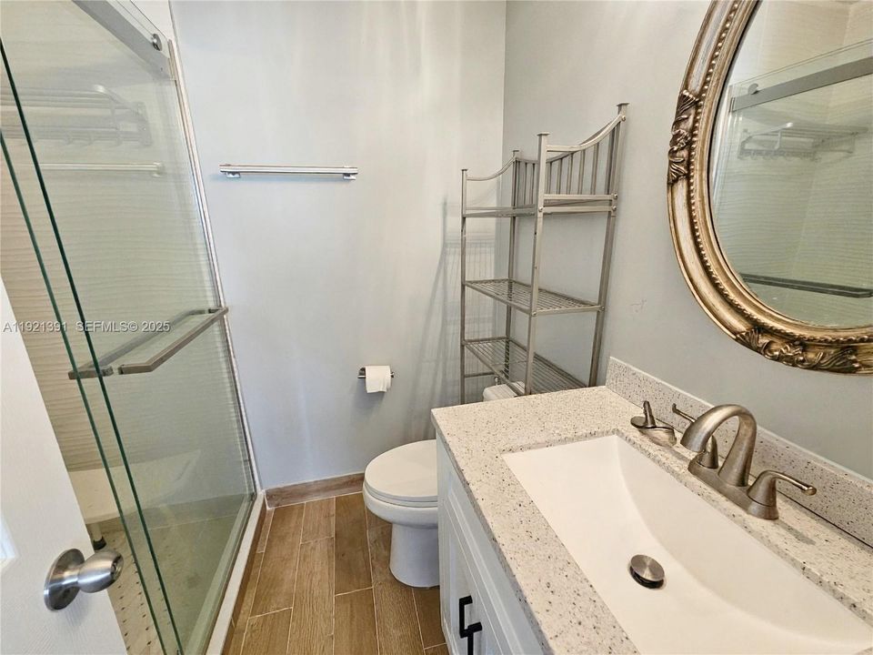 В аренду: $2,750 (2 спален, 2 ванн, 1290 Квадратных фут)