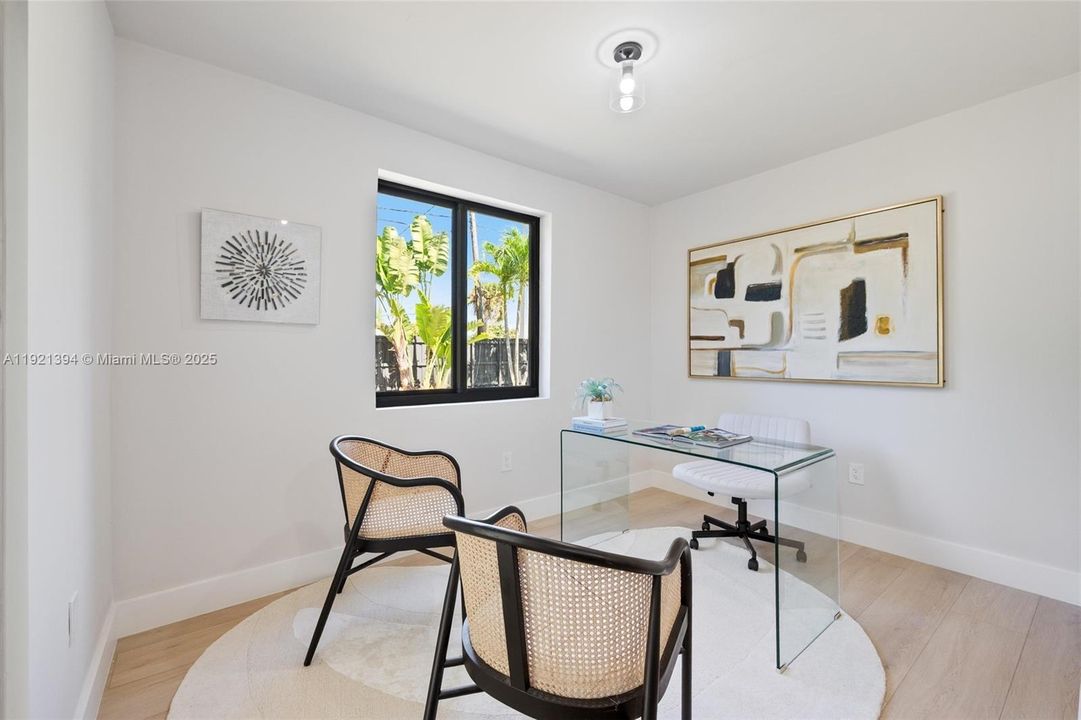 For Rent: $8,500 (4 beds, 3 baths, 1883 Square Feet)