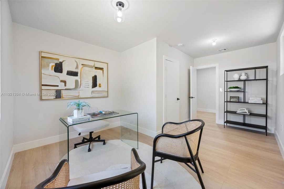 For Rent: $8,500 (4 beds, 3 baths, 1883 Square Feet)