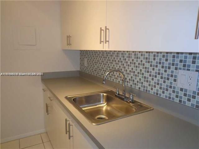 For Rent: $1,670 (2 beds, 1 baths, 759 Square Feet)