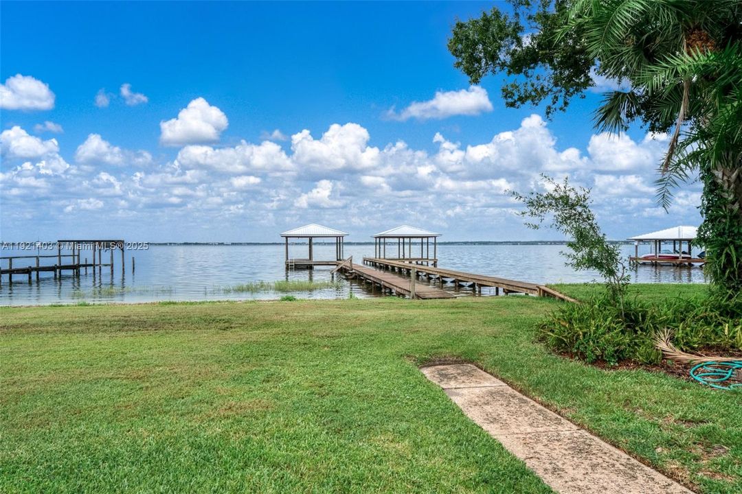 En Renta: $4,500 (5 camas, 4 baños, 4560 Pies cuadrados)