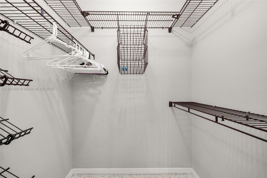 En Renta: $4,500 (5 camas, 4 baños, 4560 Pies cuadrados)