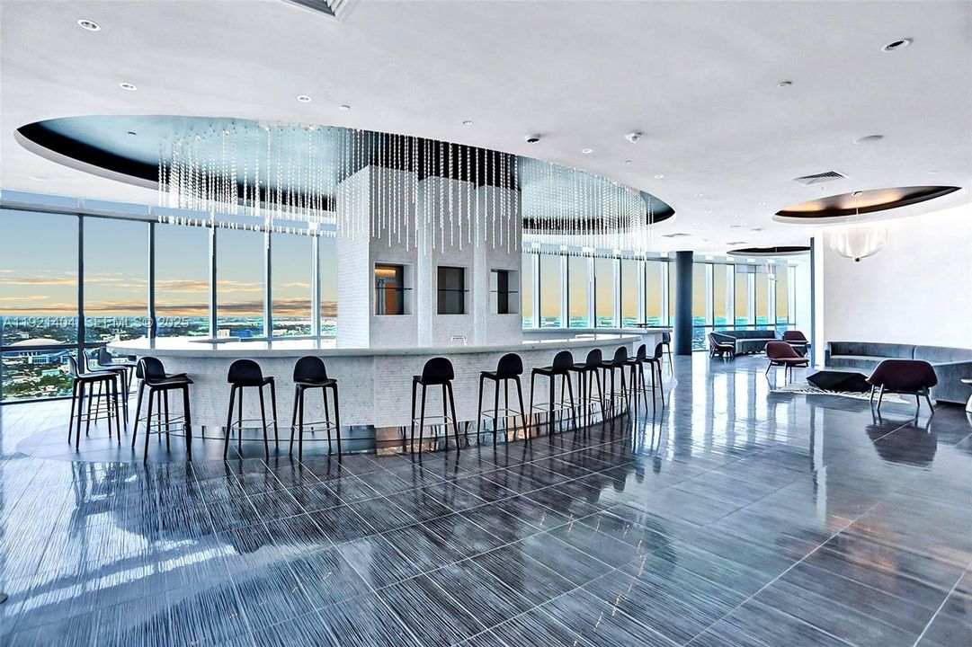 En Venta: $875,000 (3 camas, 3 baños, 1498 Pies cuadrados)