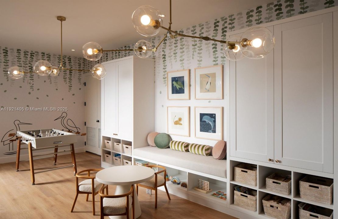 出租: $3,987 (3 贝兹, 2 浴室, 1408 平方英尺)