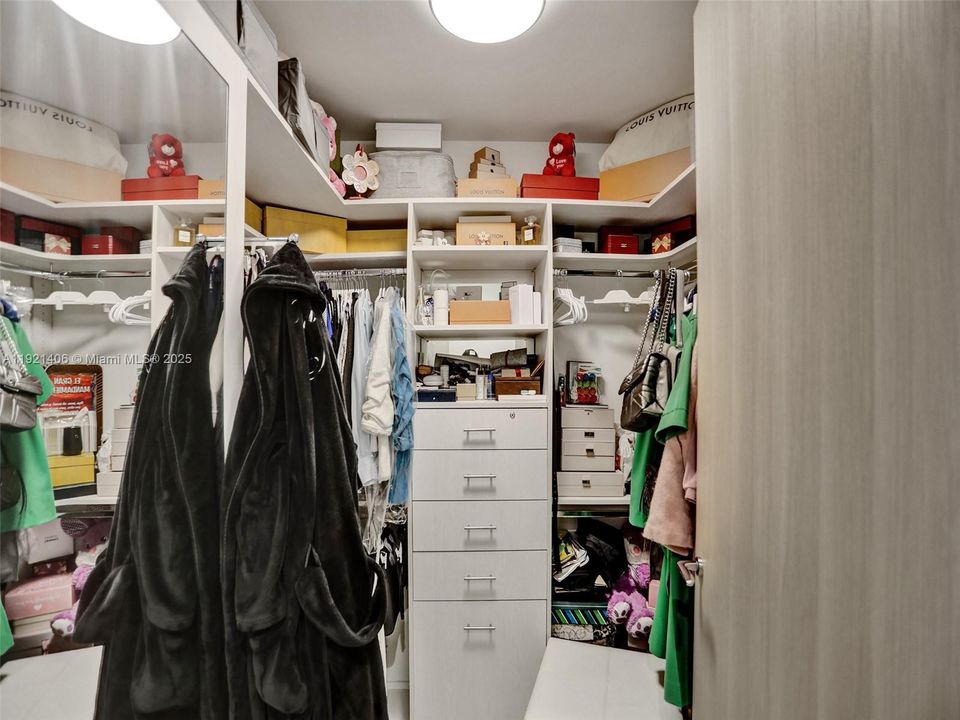 En Renta: $18,500 (3 camas, 4 baños, 2076 Pies cuadrados)