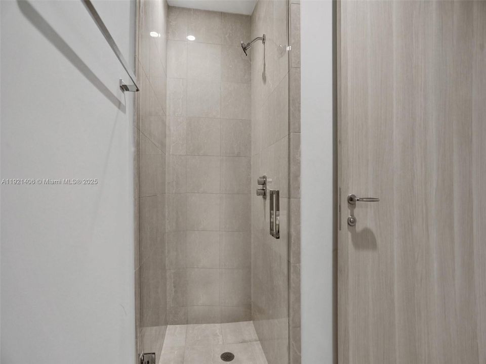 En Renta: $18,500 (3 camas, 4 baños, 2076 Pies cuadrados)