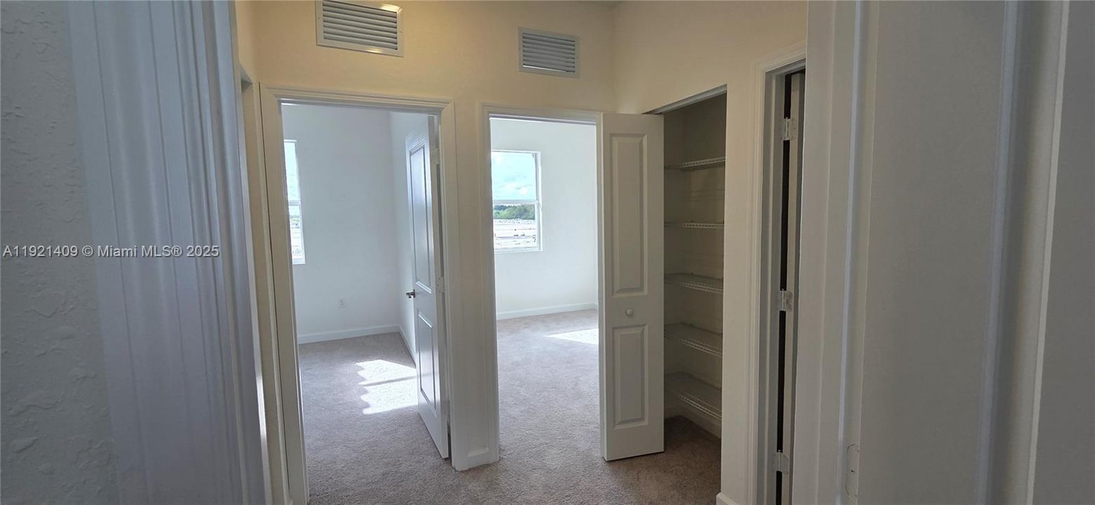 Active With Contract: $2,350 (3 beds, 3 baths, 0 Square Feet)