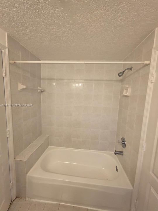 出租: $1,850 (1 贝兹, 1 浴室, 660 平方英尺)