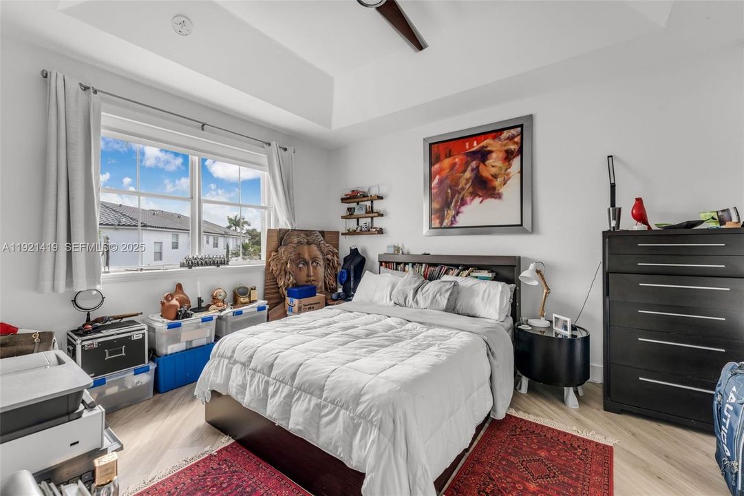 For Sale: $599,000 (5 beds, 3 baths, 1776 Square Feet)