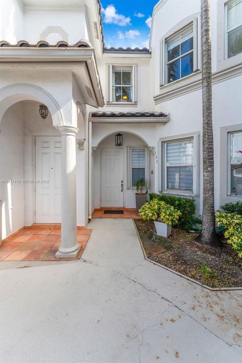 For Sale: $599,000 (5 beds, 3 baths, 1776 Square Feet)