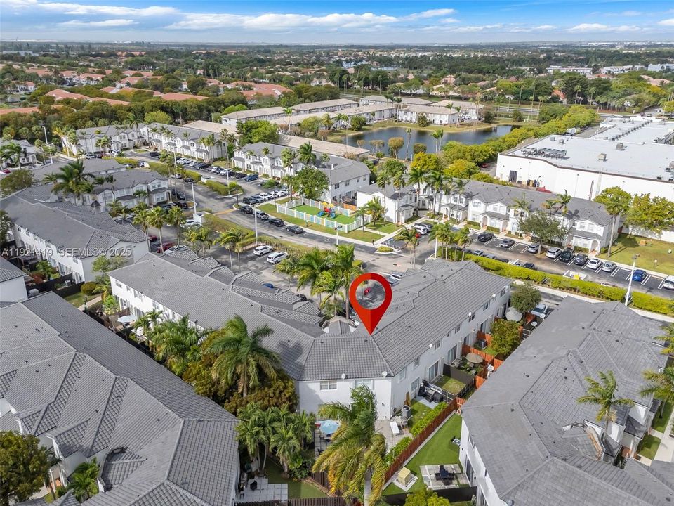 For Sale: $599,000 (5 beds, 3 baths, 1776 Square Feet)