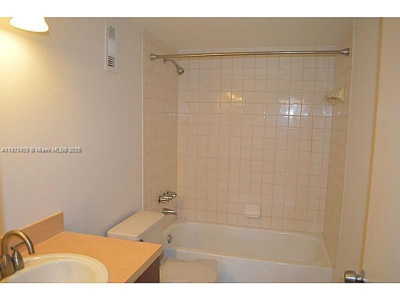 For Rent: $1,500 (1 beds, 1 baths, 600 Square Feet)