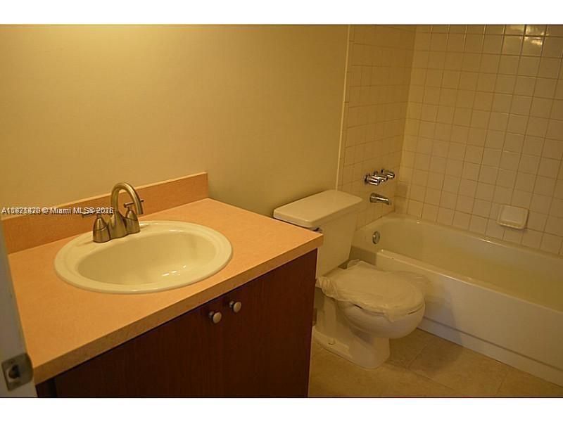 For Rent: $1,500 (1 beds, 1 baths, 600 Square Feet)