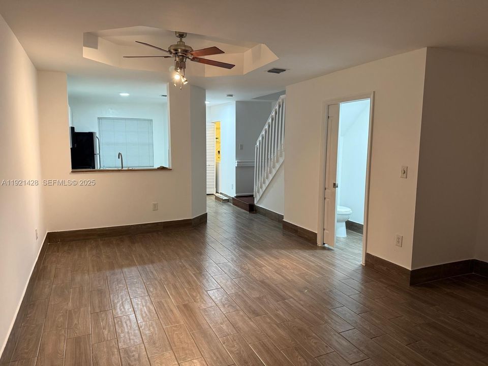 For Rent: $2,750 (3 beds, 2 baths, 1150 Square Feet)