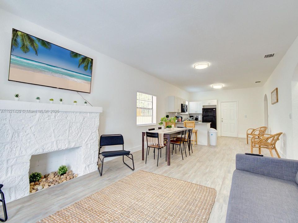 For Sale: $613,900 (0 beds, 0 baths, 1563 Square Feet)