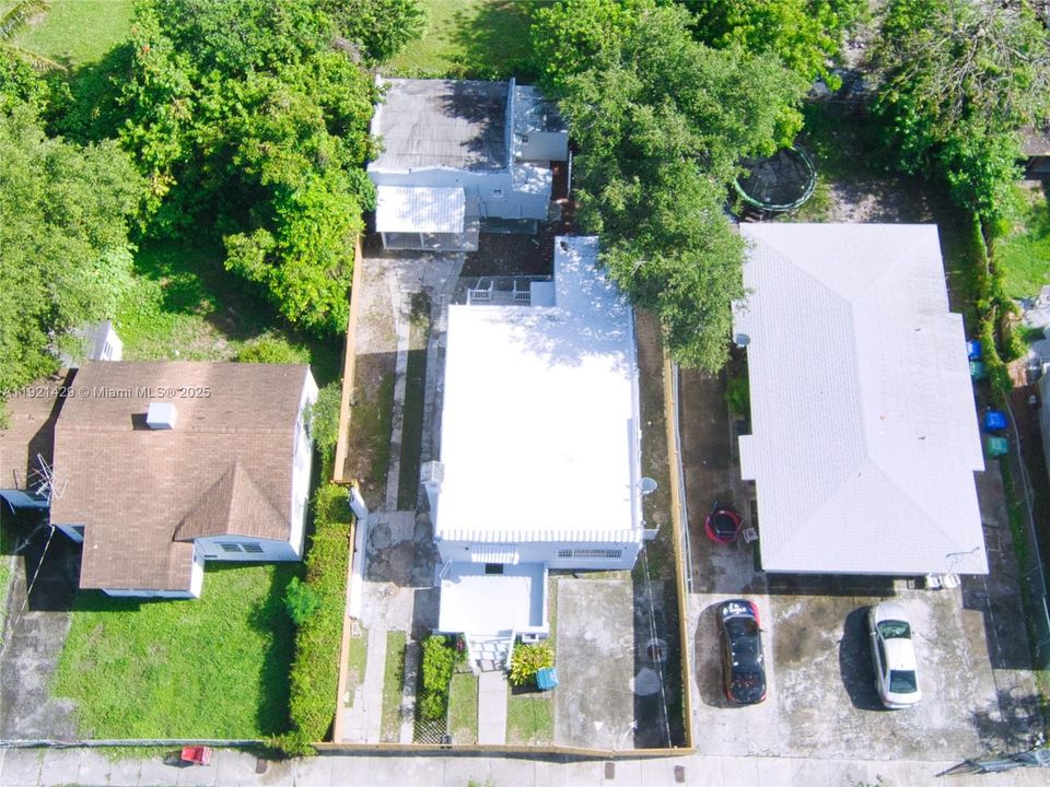 For Sale: $613,900 (0 beds, 0 baths, 1563 Square Feet)