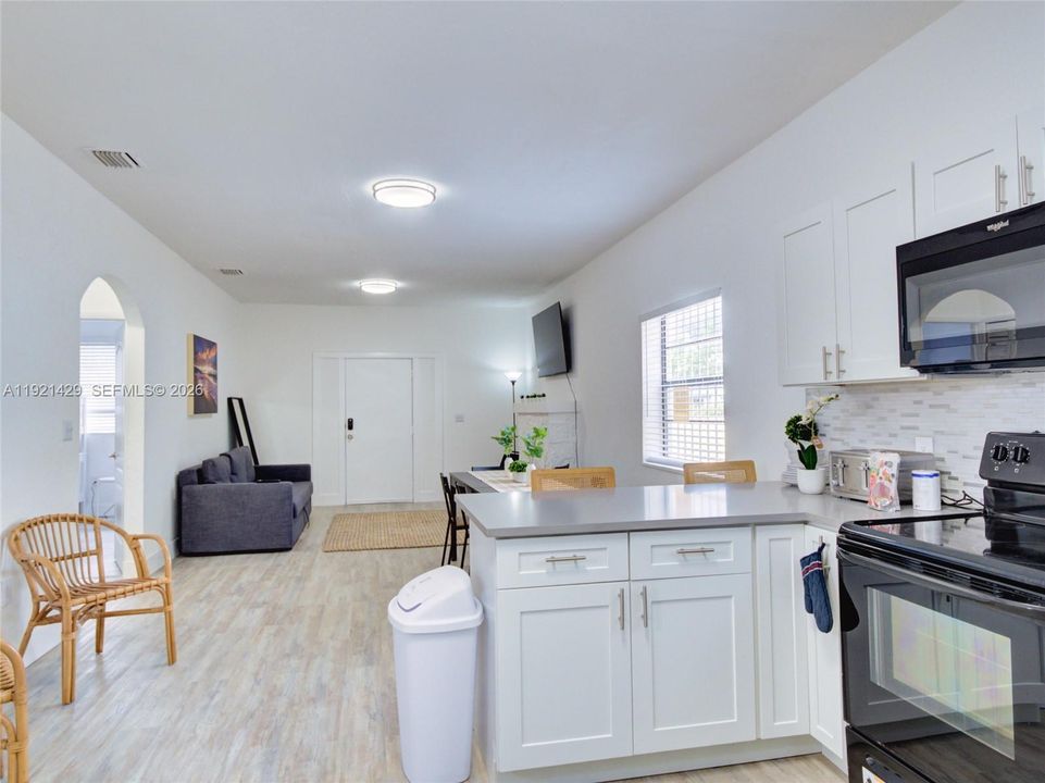 For Sale: $594,999 (0 beds, 0 baths, 1563 Square Feet)