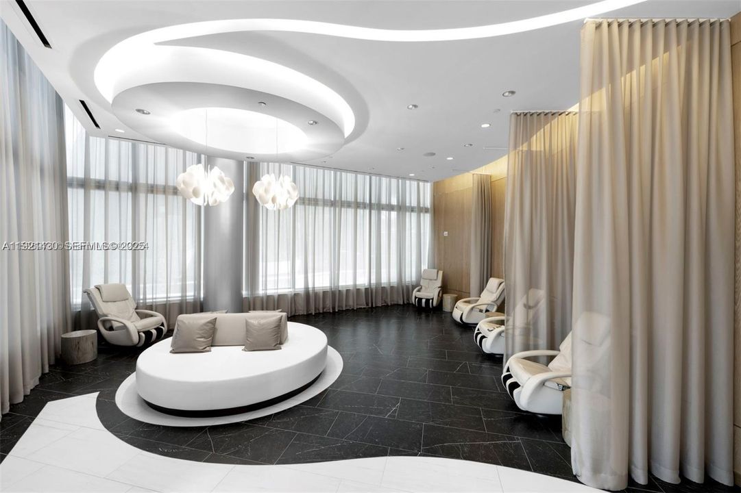 待售: $1,350,000 (2 贝兹, 3 浴室, 1559 平方英尺)