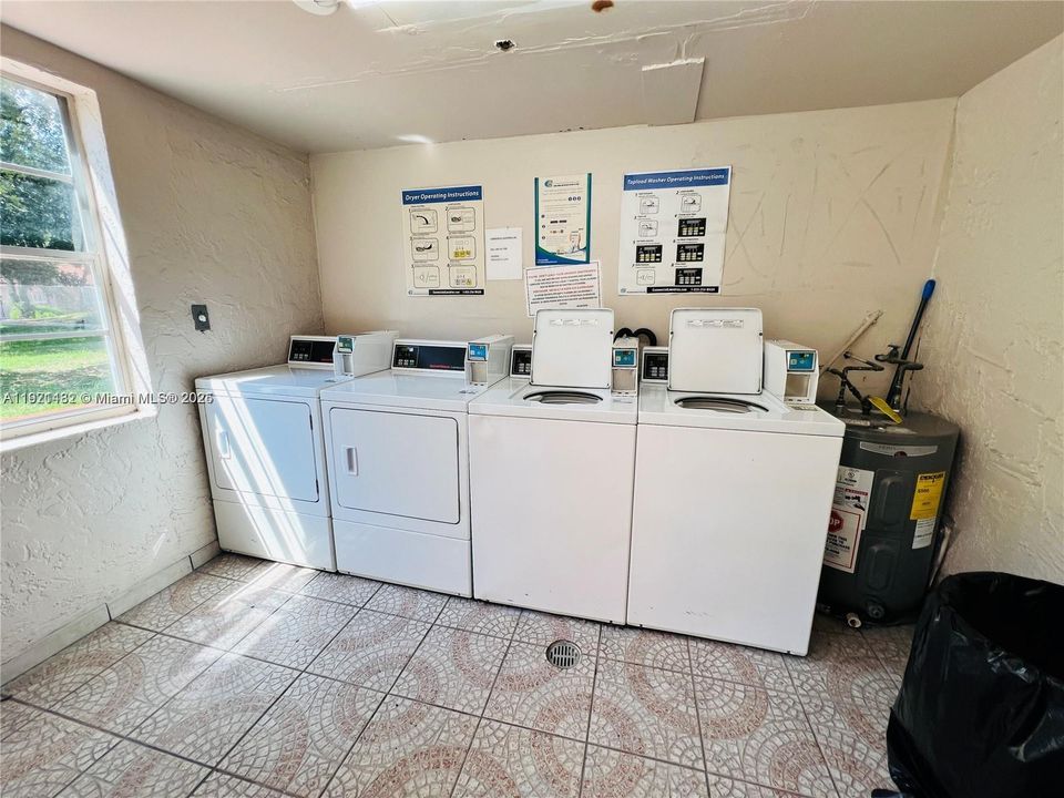 For Rent: $1,850 (1 beds, 1 baths, 777 Square Feet)