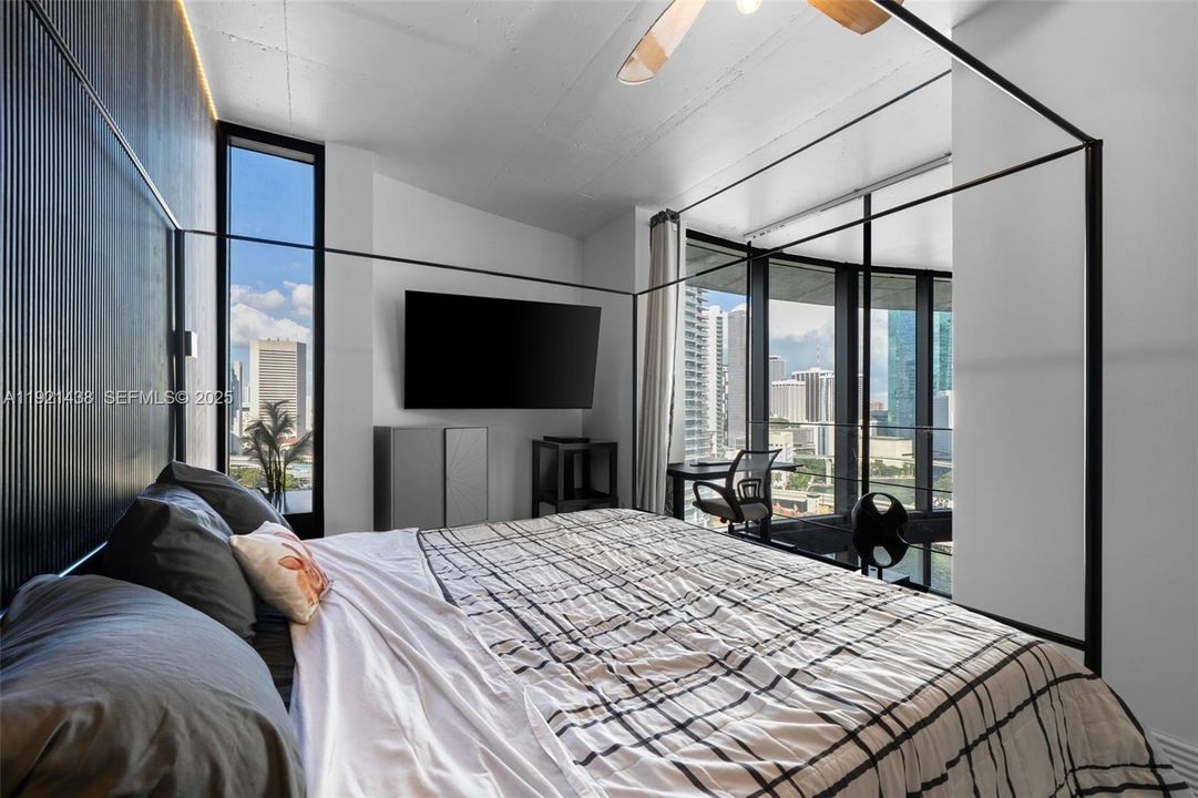 出租: $5,500 (1 贝兹, 2 浴室, 1337 平方英尺)