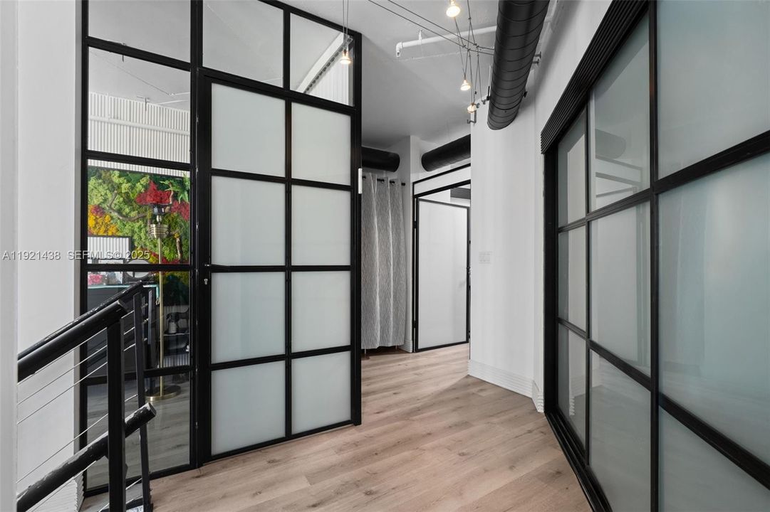 出租: $5,500 (1 贝兹, 2 浴室, 1337 平方英尺)