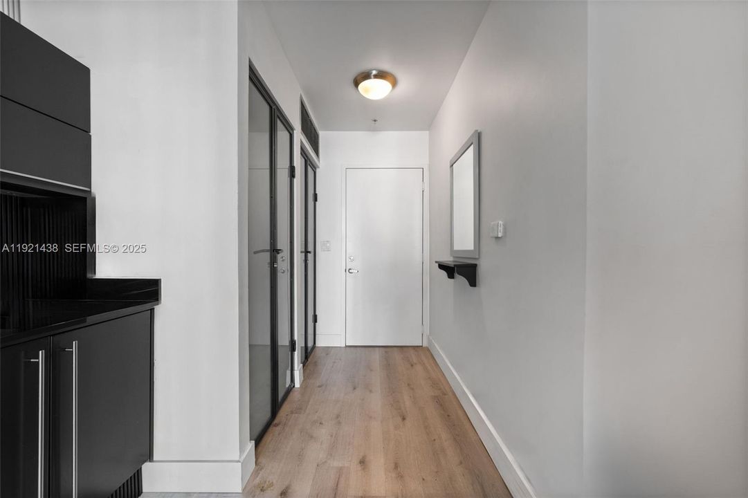 出租: $5,500 (1 贝兹, 2 浴室, 1337 平方英尺)