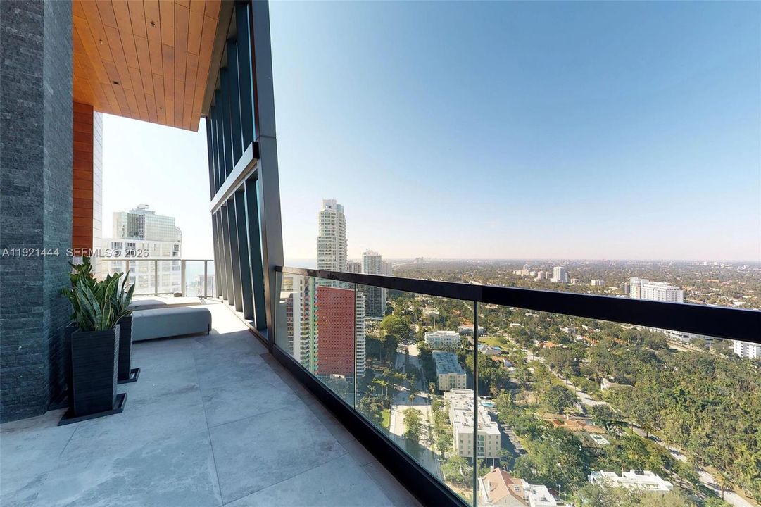 For Sale: $1,998,000 (2 beds, 3 baths, 1634 Square Feet)