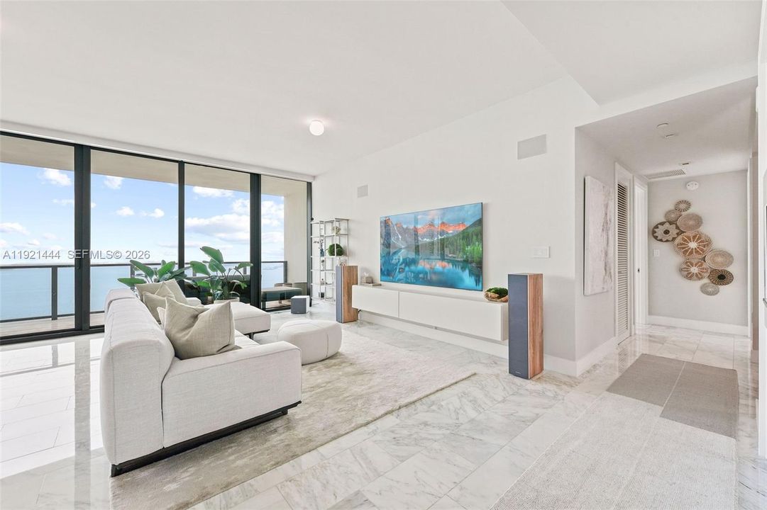 For Sale: $1,998,000 (2 beds, 3 baths, 1634 Square Feet)