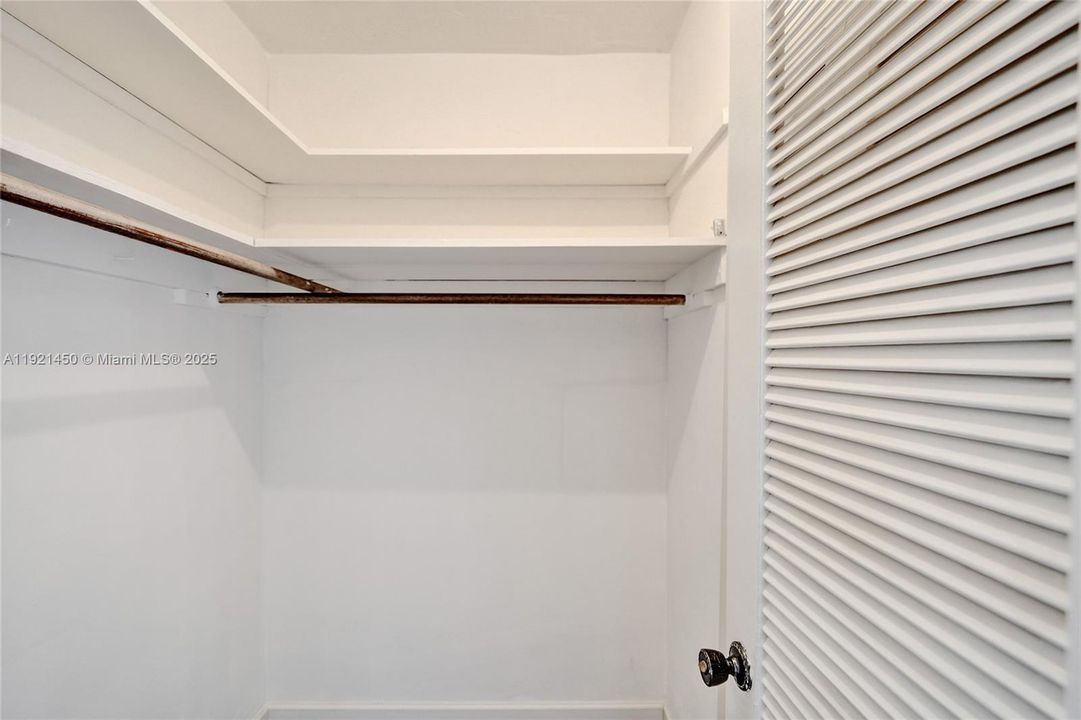 待售: $309,900 (2 贝兹, 2 浴室, 966 平方英尺)