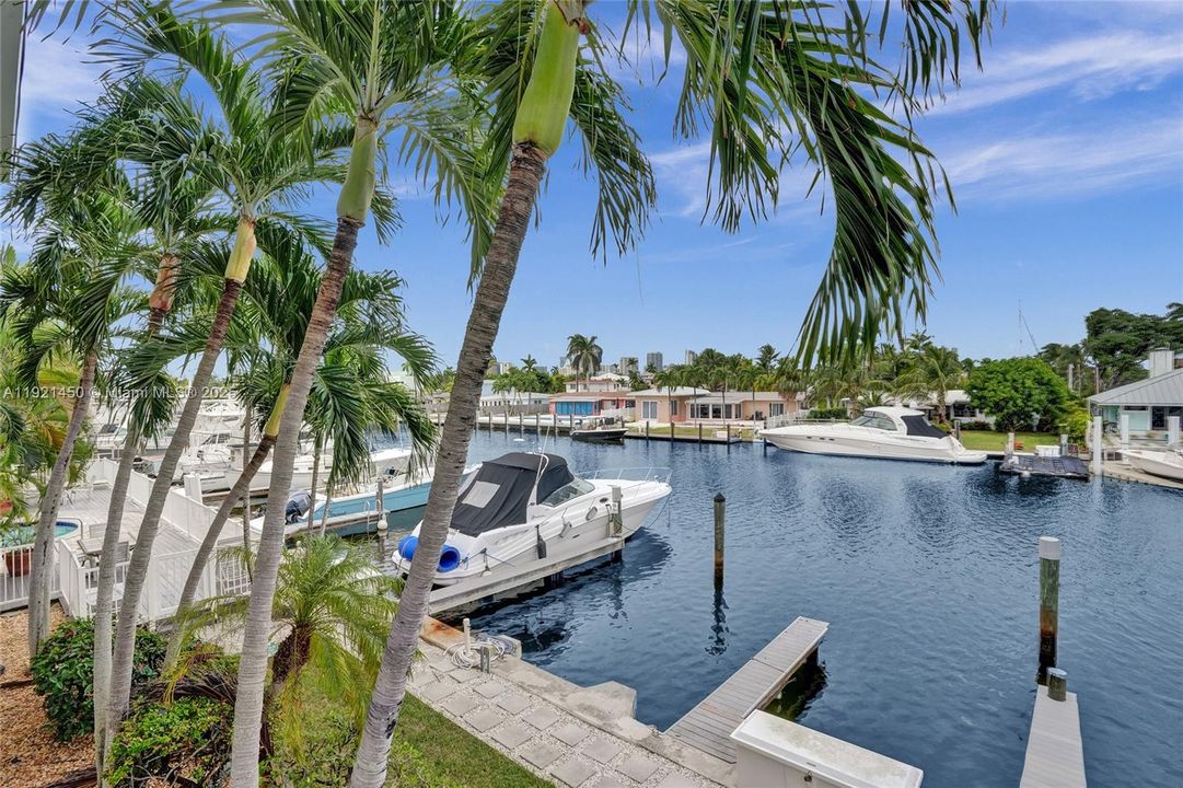 待售: $309,900 (2 贝兹, 2 浴室, 966 平方英尺)