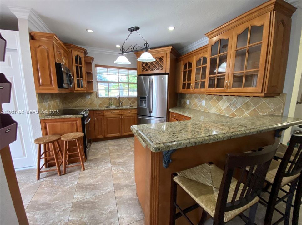 For Sale: $820,000 (4 beds, 3 baths, 2261 Square Feet)