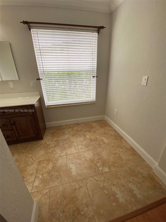 For Sale: $820,000 (4 beds, 3 baths, 2261 Square Feet)