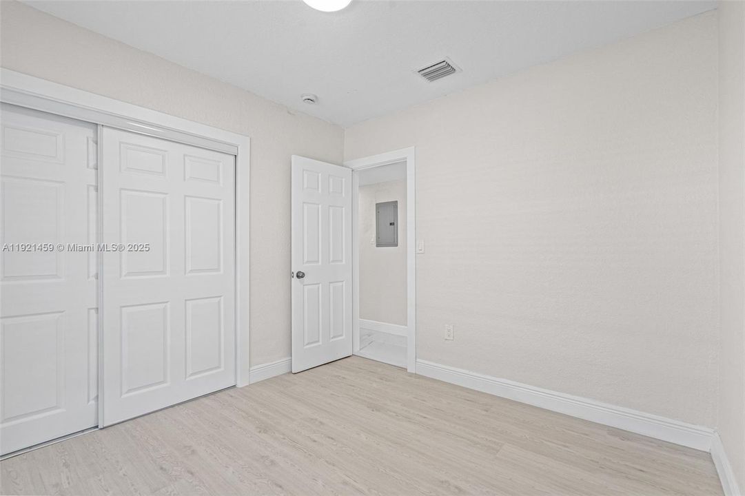 En Venta: $445,000 (3 camas, 2 baños, 1365 Pies cuadrados)