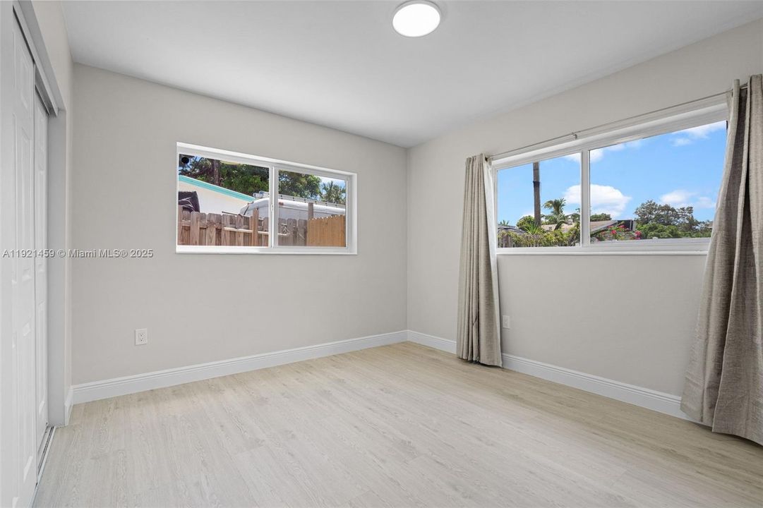 En Venta: $445,000 (3 camas, 2 baños, 1365 Pies cuadrados)