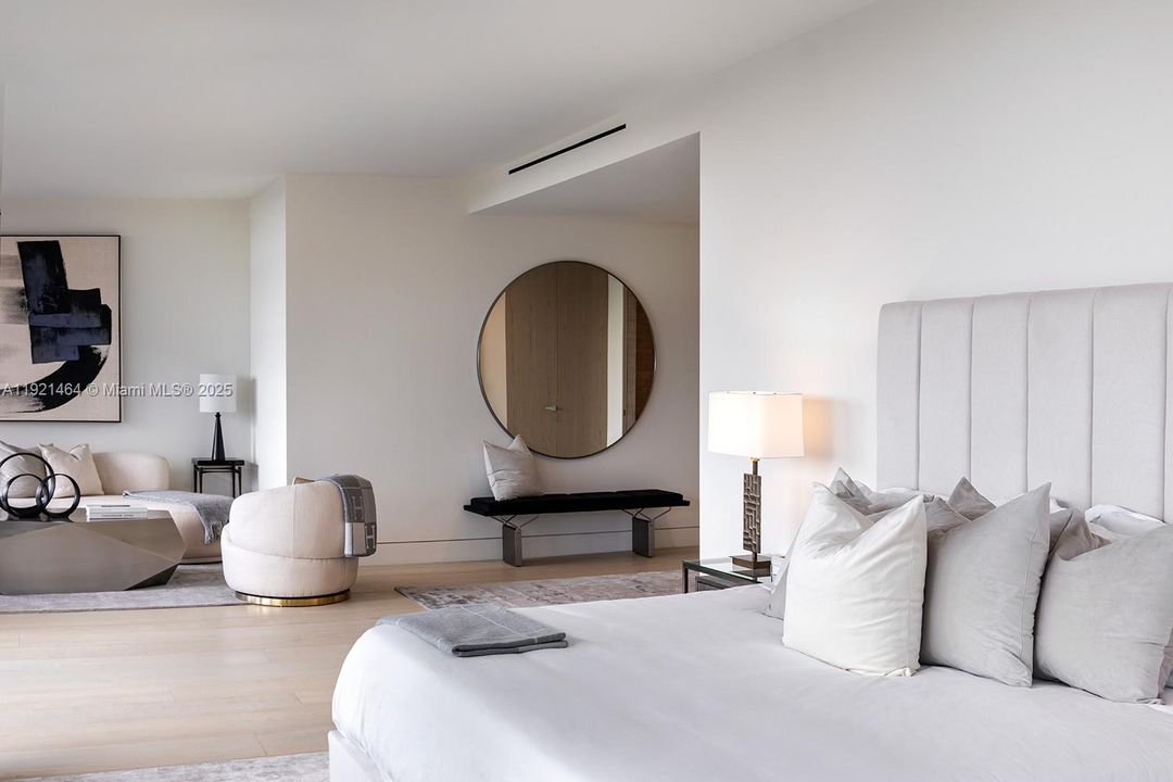 待售: $26,000,000 (4 贝兹, 4 浴室, 5185 平方英尺)