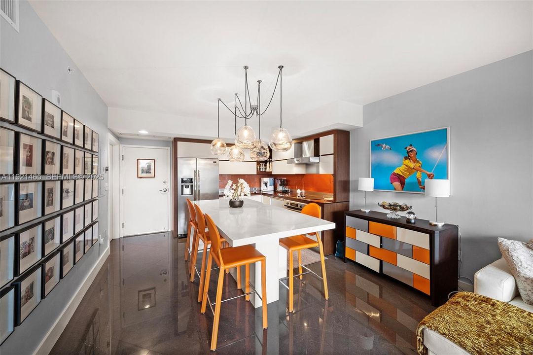 For Sale: $525,000 (1 beds, 1 baths, 748 Square Feet)