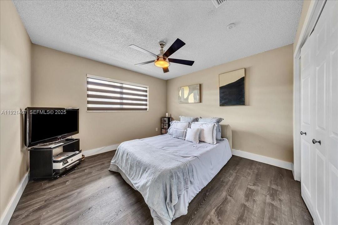 For Sale: $1,695,000 (4 beds, 3 baths, 2934 Square Feet)