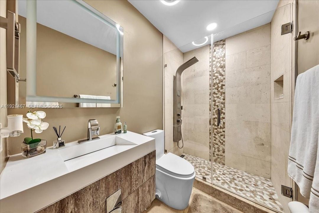 For Sale: $1,695,000 (4 beds, 3 baths, 2934 Square Feet)