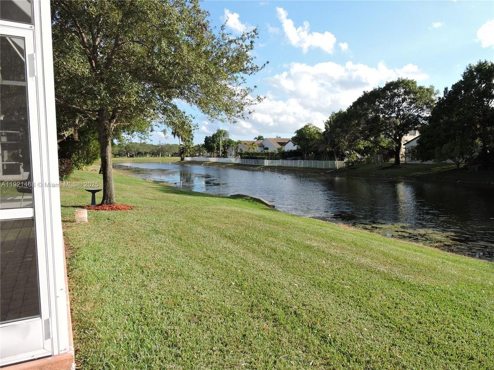 В аренду: $3,250 (3 спален, 2 ванн, 1324 Квадратных фут)